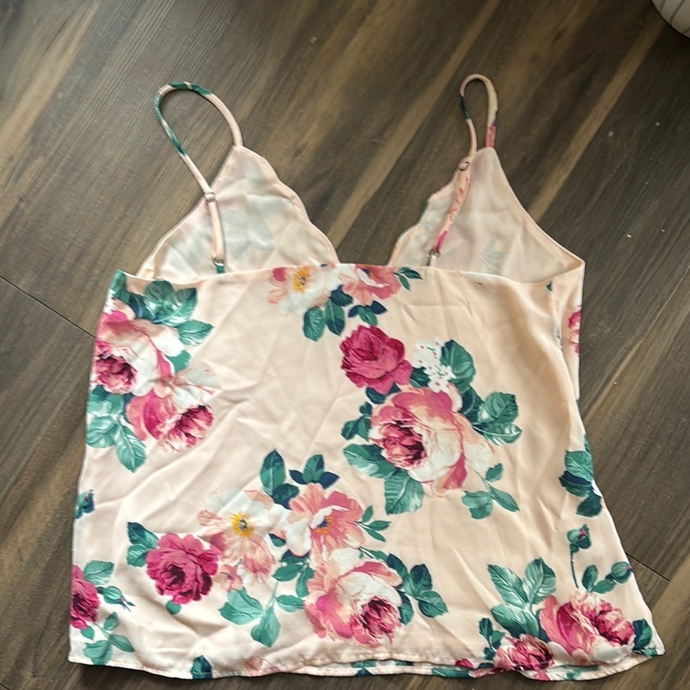 Socialite Pink and Green Floral Camisole - Picture 3 of 3